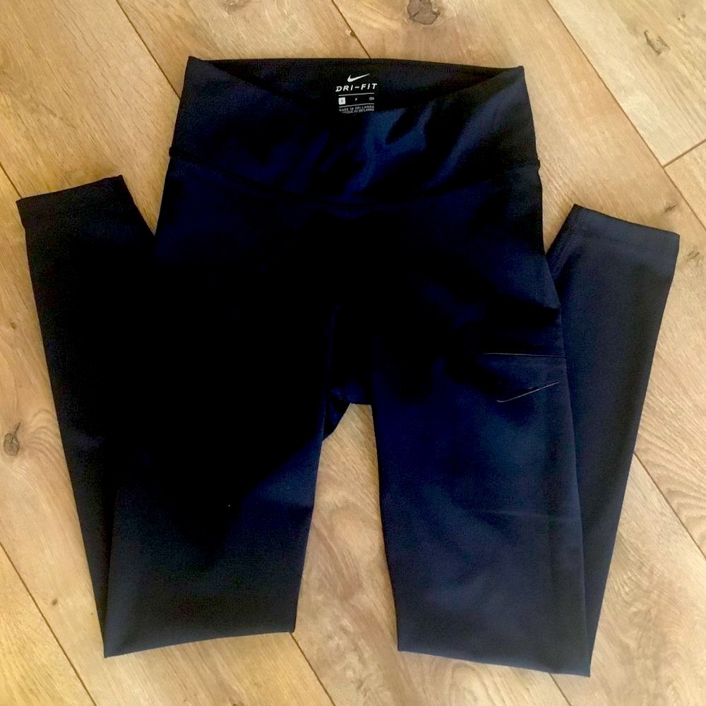 Nike DriFit 7/8 leggings w/pocket black Size SM